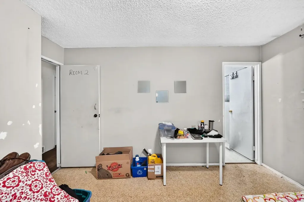 4940 Rundlewood Road NE Calgary AB T1Y 1B4