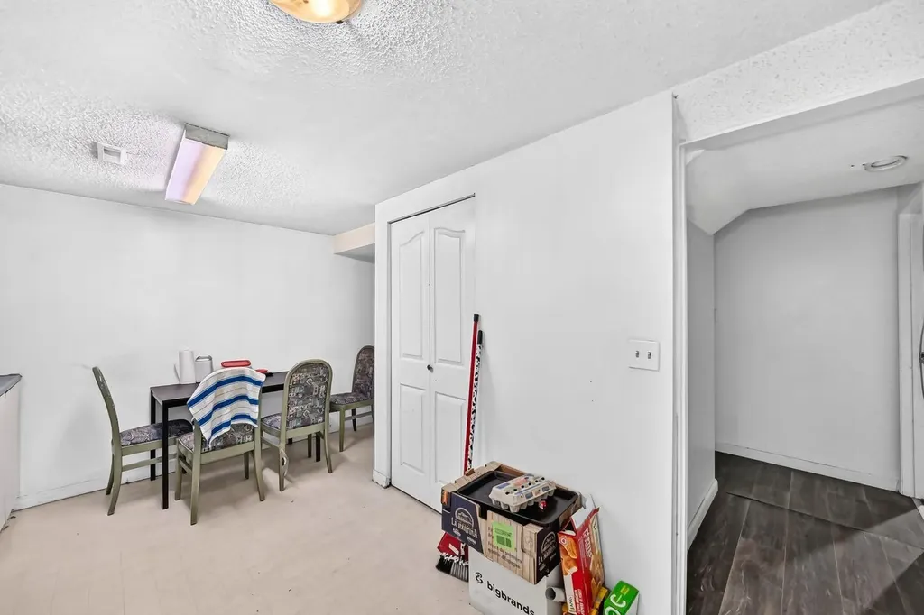 4940 Rundlewood Road NE Calgary AB T1Y 1B4