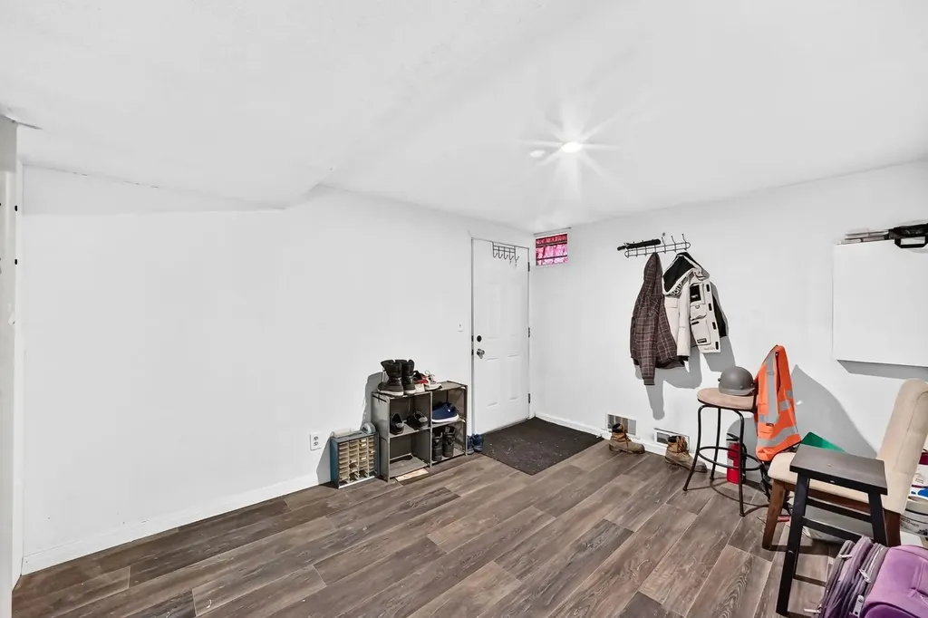 4940 Rundlewood Road NE Calgary AB T1Y 1B4