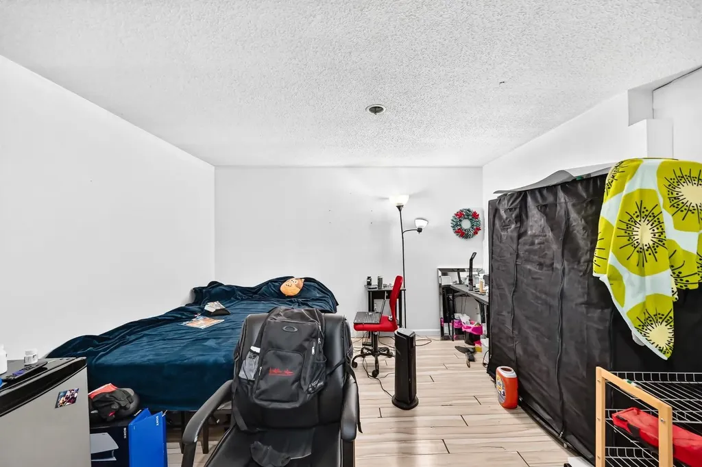 4940 Rundlewood Road NE Calgary AB T1Y 1B4