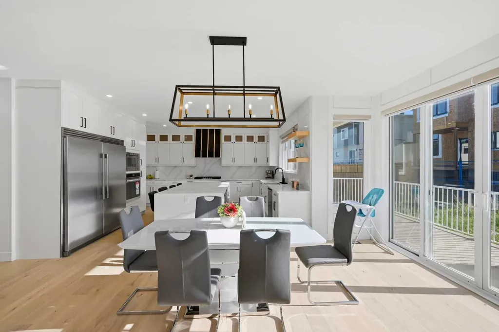 2008 Waterbury Road Chestermere AB T1X 2Y8