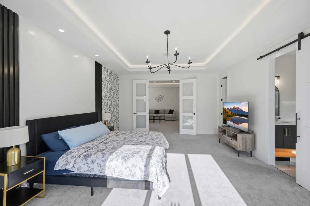 2008 Waterbury Road Chestermere AB T1X 2Y8