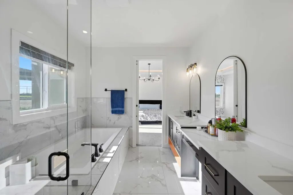 2008 Waterbury Road Chestermere AB T1X 2Y8