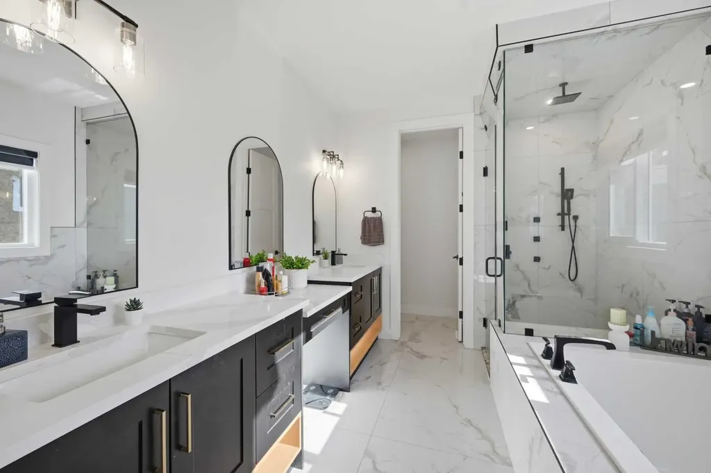 2008 Waterbury Road Chestermere AB T1X 2Y8