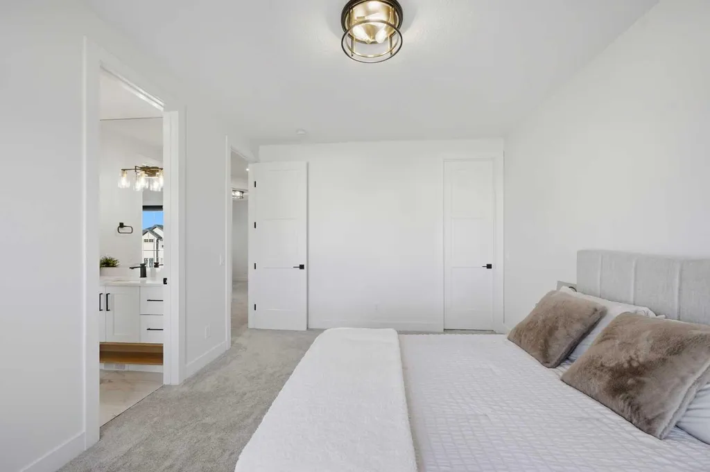 2008 Waterbury Road Chestermere AB T1X 2Y8