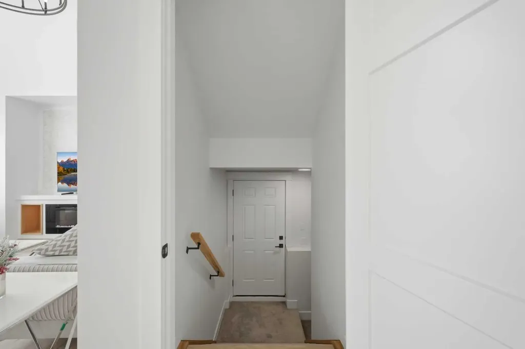 2008 Waterbury Road Chestermere AB T1X 2Y8