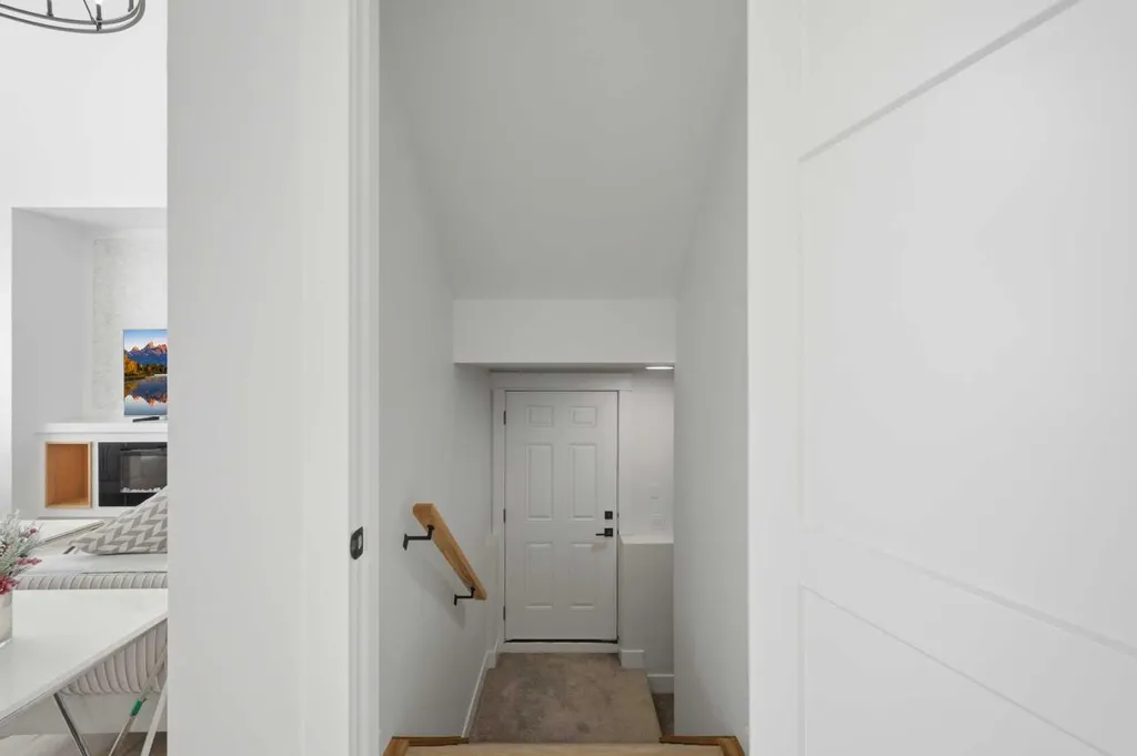 2008 Waterbury Road Chestermere AB T1X 2Y8