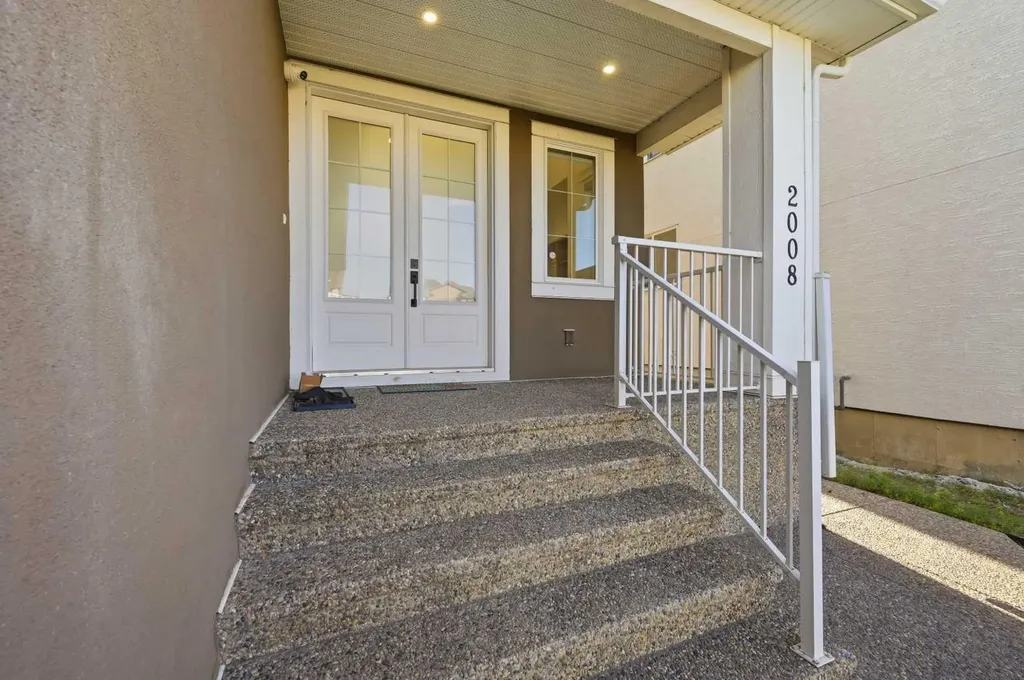 2008 Waterbury Road Chestermere AB T1X 2Y8