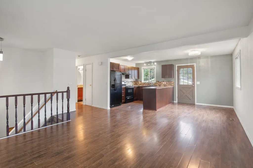 40 Olsen Street Red Deer AB T4P 1S5
