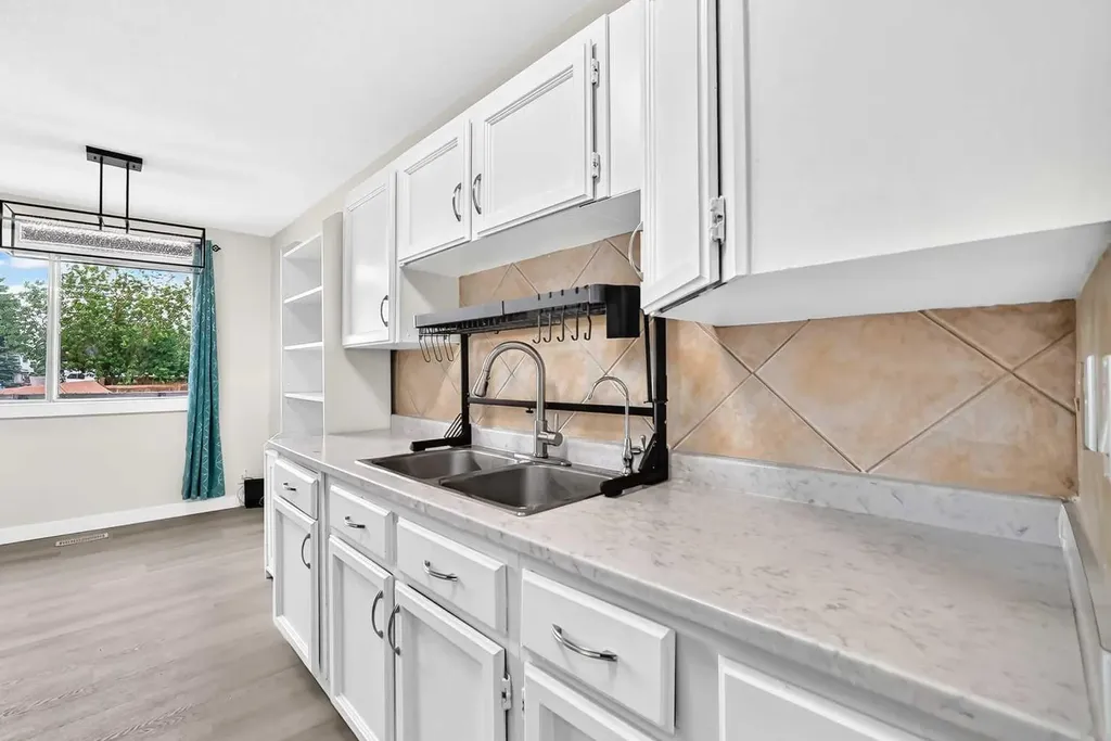 6408 4 Street NE Calgary AB T2K5M8