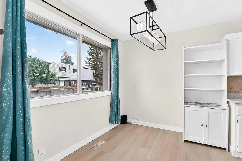 6408 4 Street NE Calgary AB T2K5M8