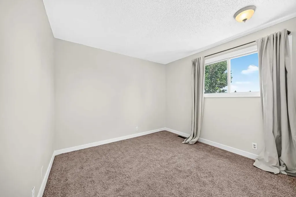 6408 4 Street NE Calgary AB T2K5M8