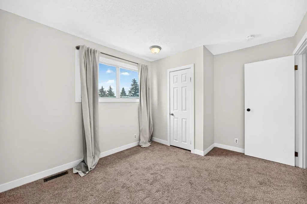 6408 4 Street NE Calgary AB T2K5M8