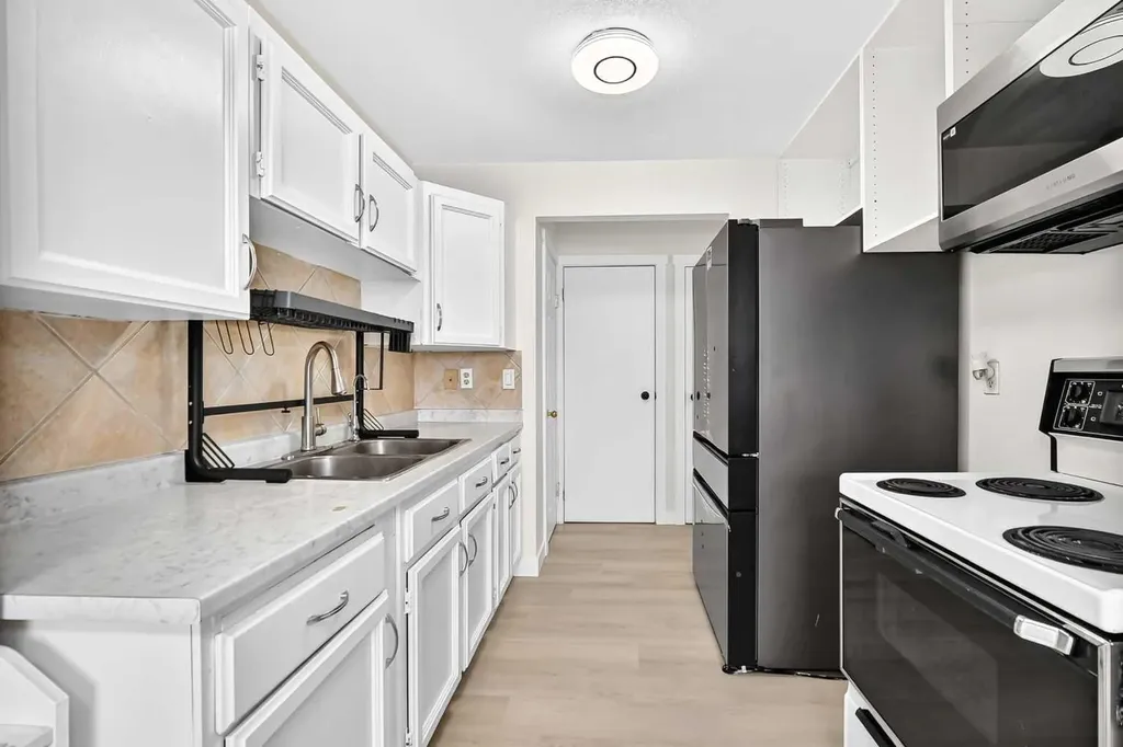 6408 4 Street NE Calgary AB T2K5M8