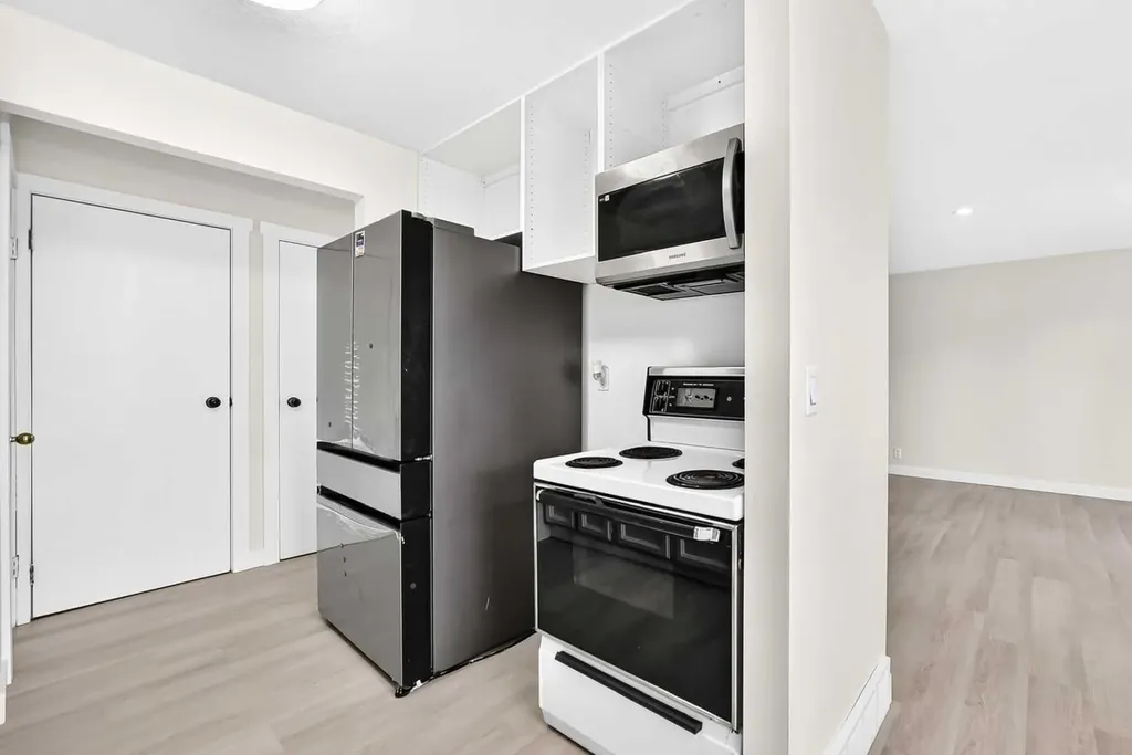 6408 4 Street NE Calgary AB T2K5M8