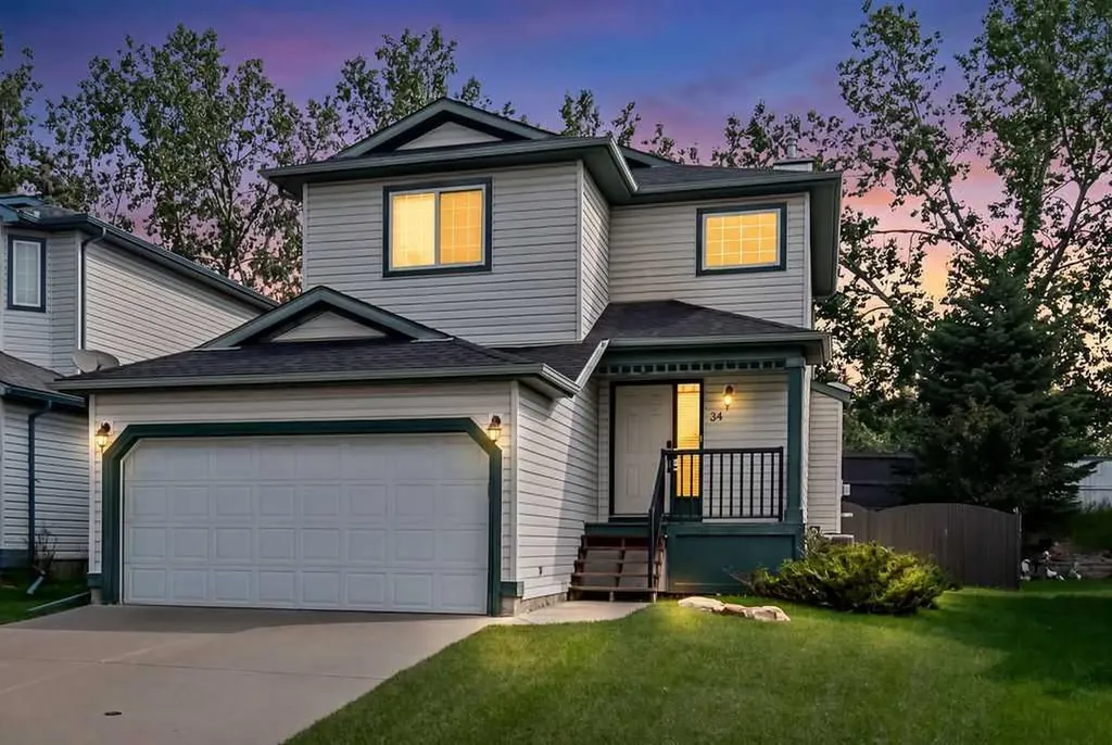 34 Alcock Close Okotoks AB T1S 1R8