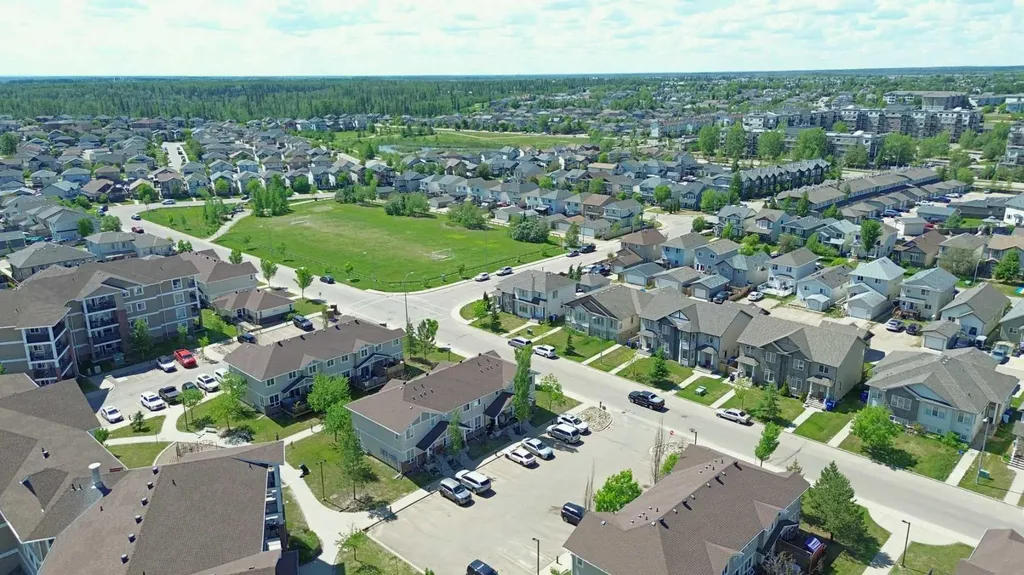 253 Grosbeak Way Fort Mcmurray AB T9K 0L8