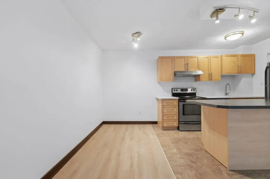 620 15 Avenue SW Calgary AB T2R 0R5
