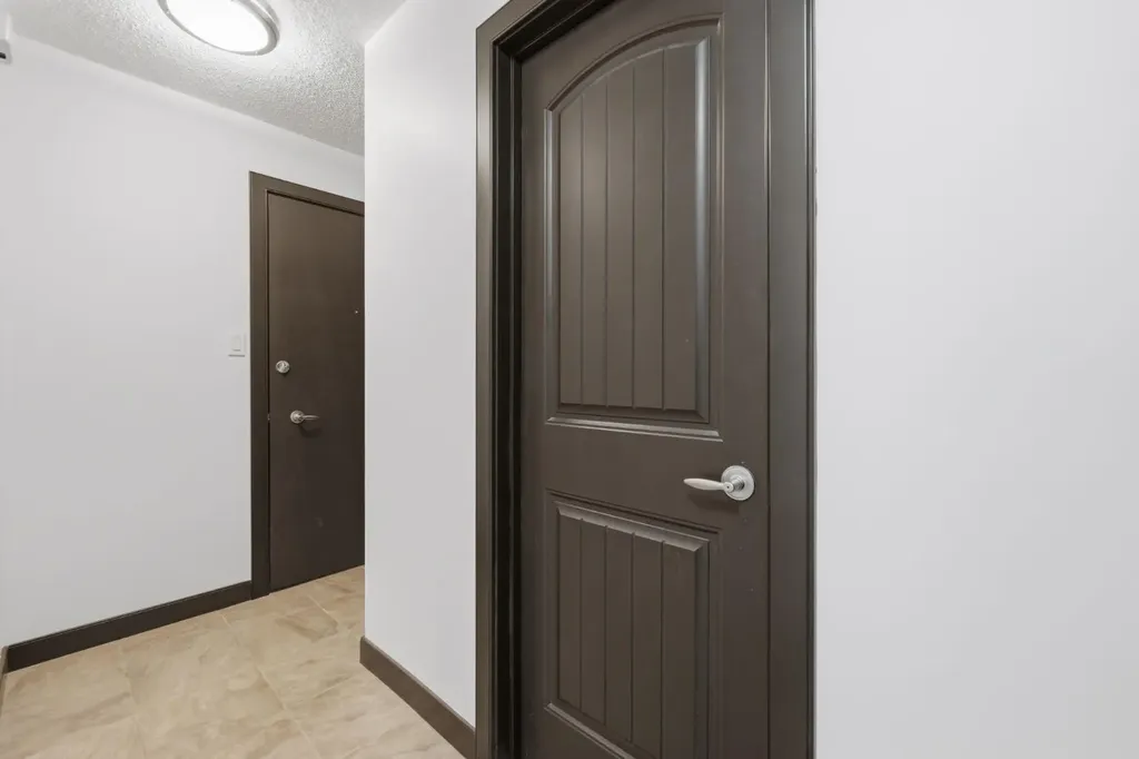 620 15 Avenue SW Calgary AB T2R 0R5