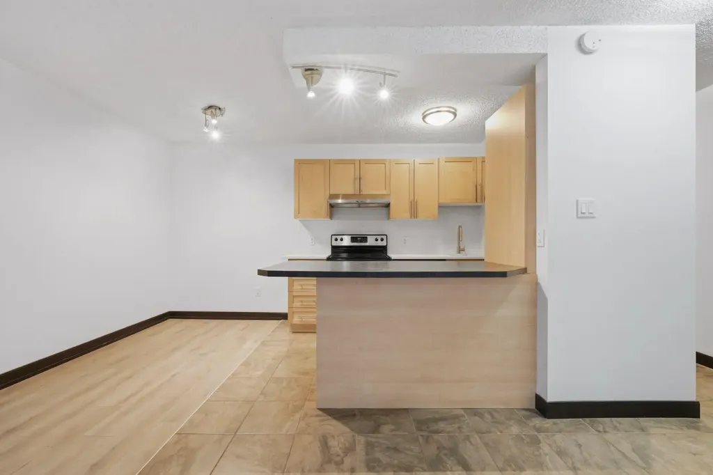 620 15 Avenue SW Calgary AB T2R 0R5