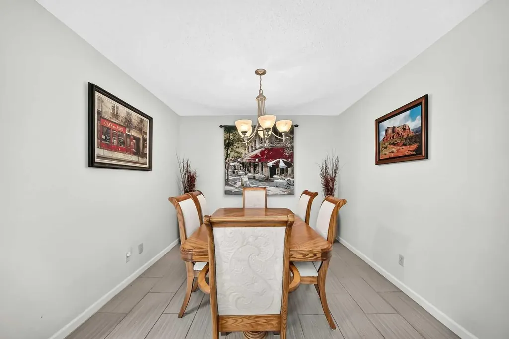 66 Woodmeadow Close SW Calgary AB T2W 4L8