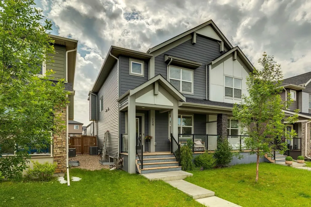 124 Wolf Willow Boulevard SE Calgary AB T2X 0M7
