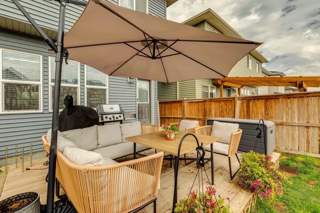 124 Wolf Willow Boulevard SE Calgary AB T2X 0M7