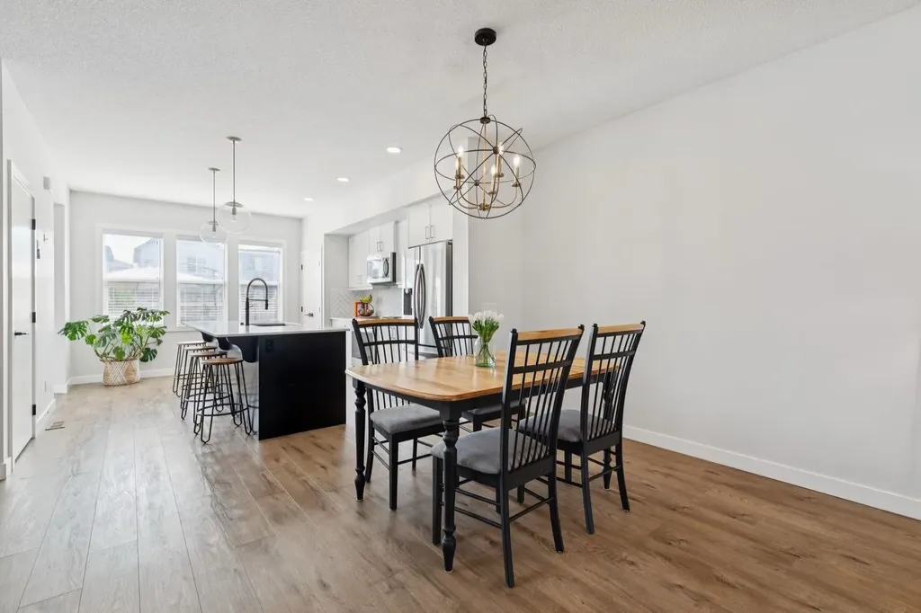 124 Wolf Willow Boulevard SE Calgary AB T2X 0M7