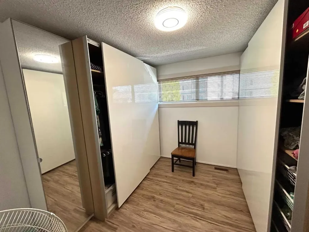 53 Carswell Road SE Medicine Hat AB T1B1L9