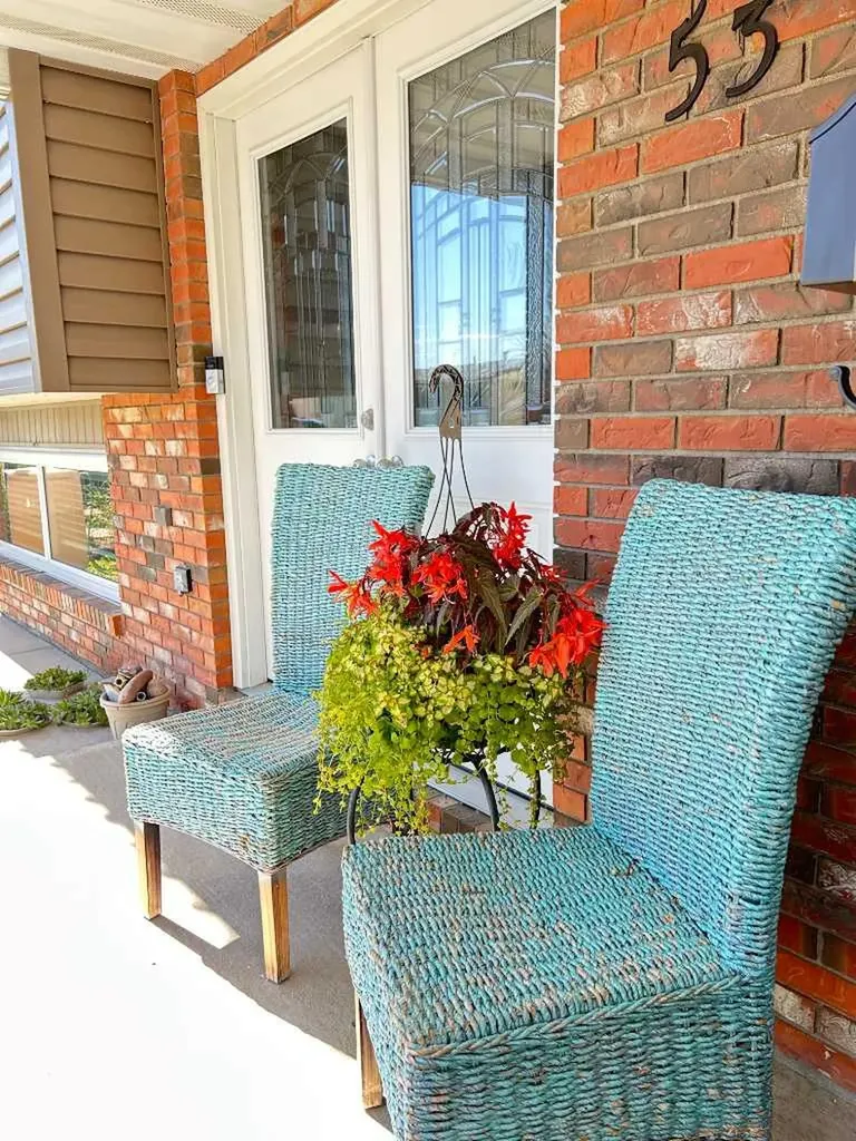 53 Carswell Road SE Medicine Hat AB T1B1L9