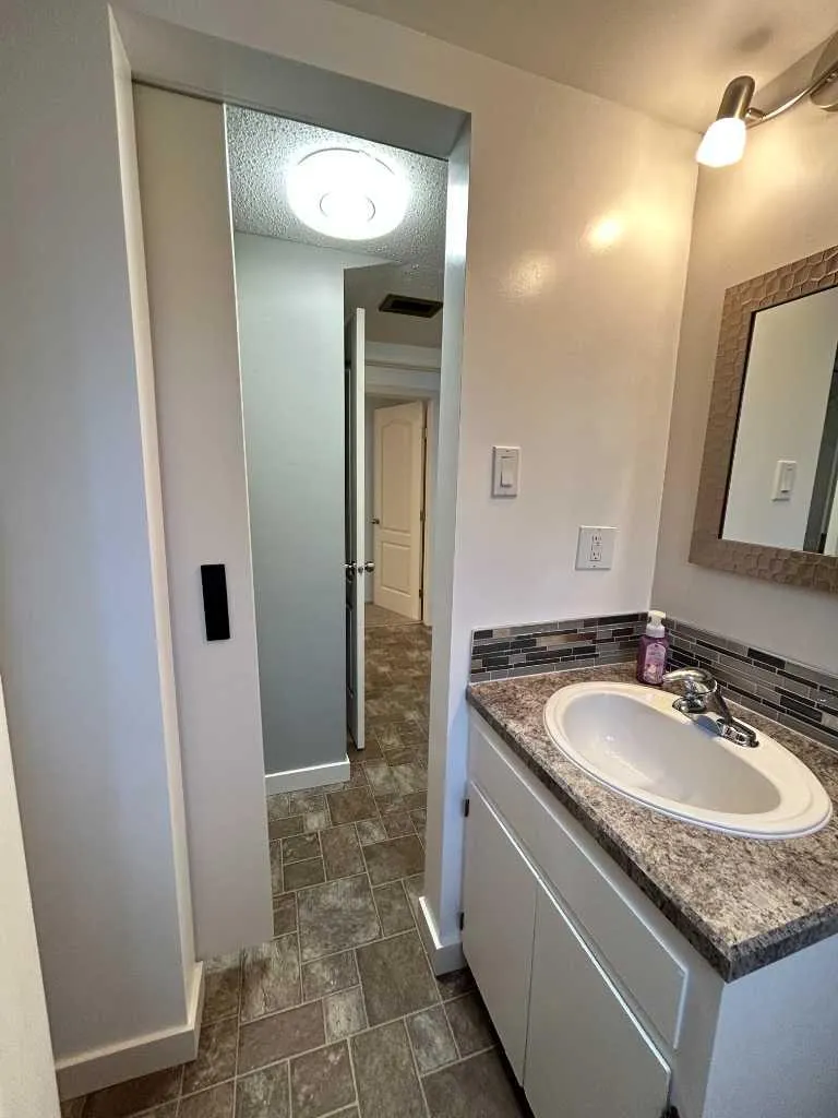 53 Carswell Road SE Medicine Hat AB T1B1L9