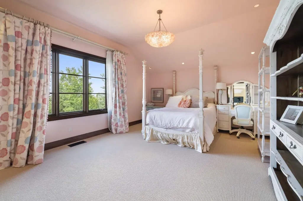 209 Pinnacle Ridge Place SW Rural Rocky View County AB T3Z 3N8