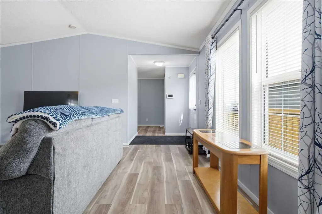 8922 89 Street Grande Prairie AB T8X0G1