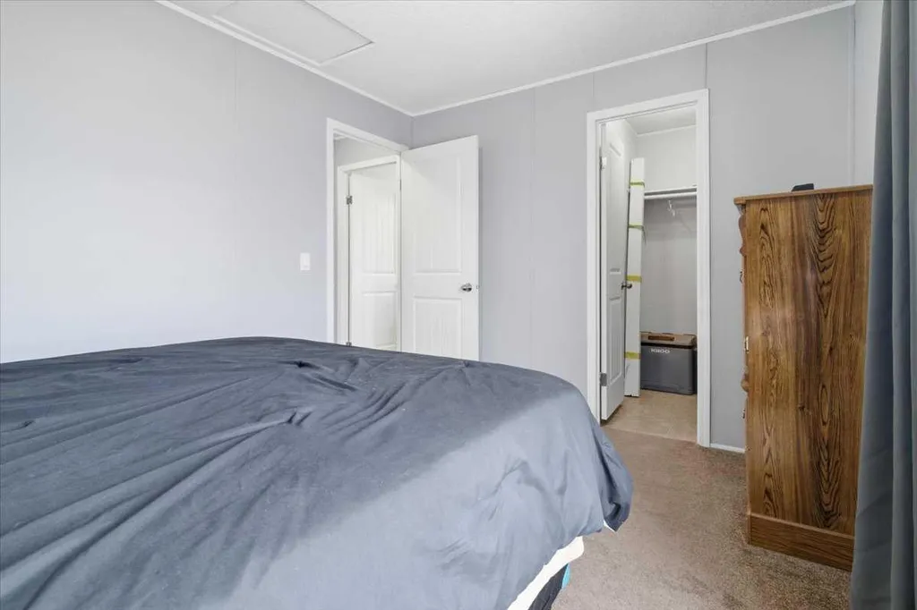 8922 89 Street Grande Prairie AB T8X0G1