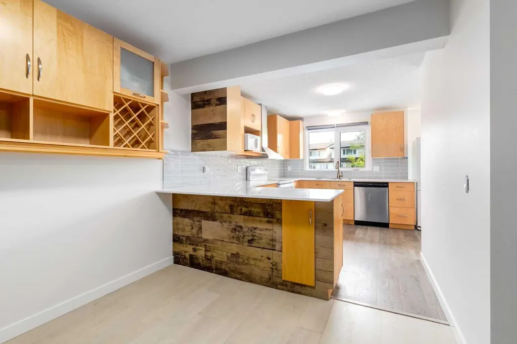 1190 Ranchview Road NW Calgary AB T3G 1Y2