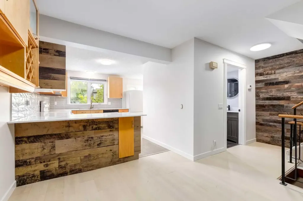 1190 Ranchview Road NW Calgary AB T3G 1Y2
