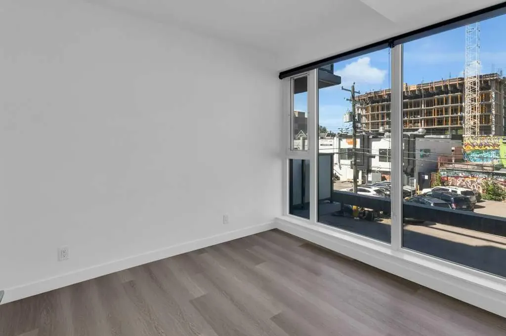 327 9a Street NW Calgary AB T2N1T7