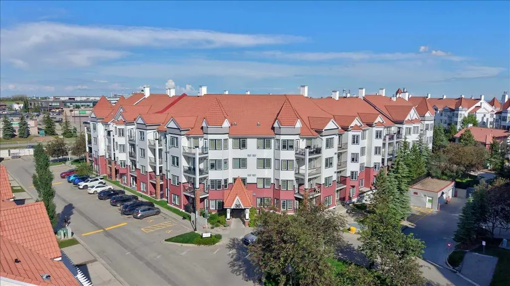 30 Royal Oak Plaza NW Calgary AB T3G 0C1