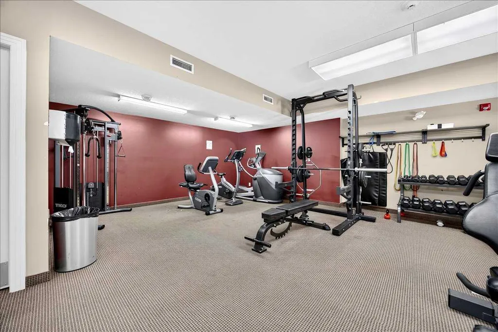 30 Royal Oak Plaza NW Calgary AB T3G 0C1