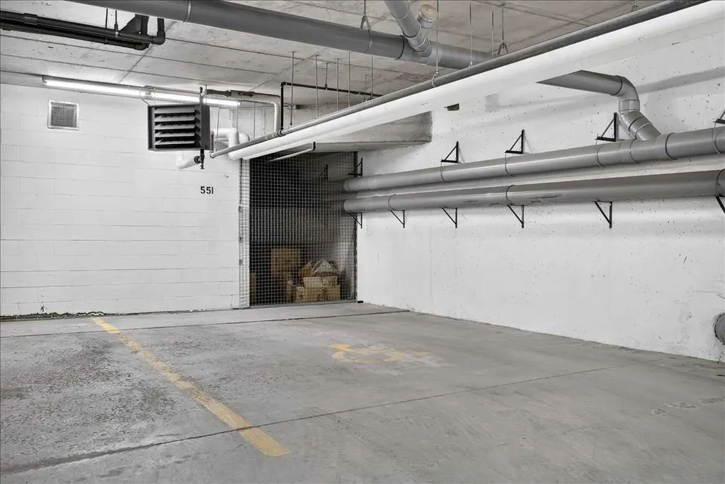30 Royal Oak Plaza NW Calgary AB T3G 0C1