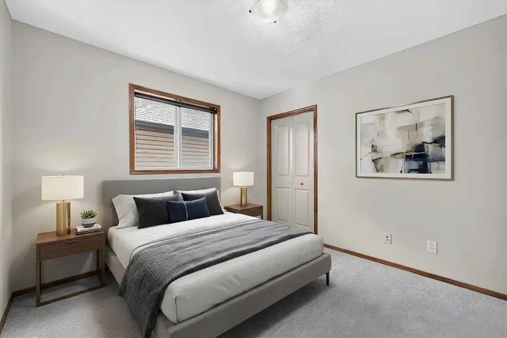 249 Elgin Manor SE Calgary AB T2Z 4Z7