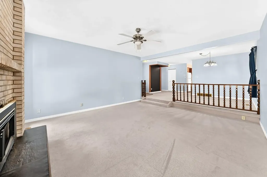 5227 37 Street Innisfail AB T4G 1E4