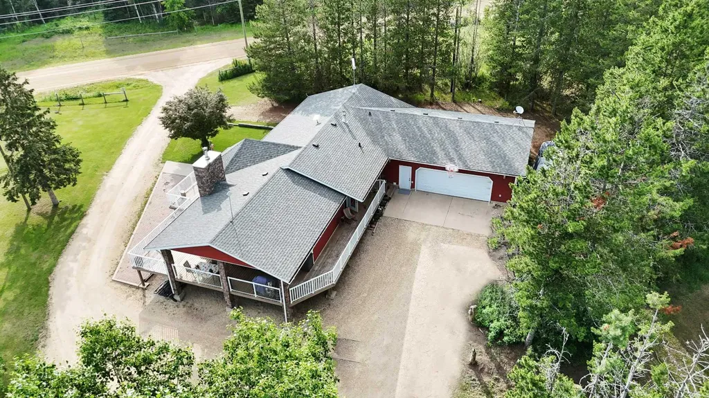 41421 Range Road 261 Rural Lacombe County AB T4L2N5