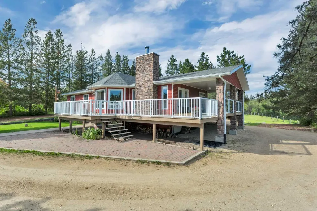 41421 Range Road 261 Rural Lacombe County AB T4L2N5