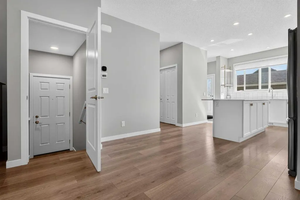 97 Legacy Glen Place SE Calgary AB T2X 4T5