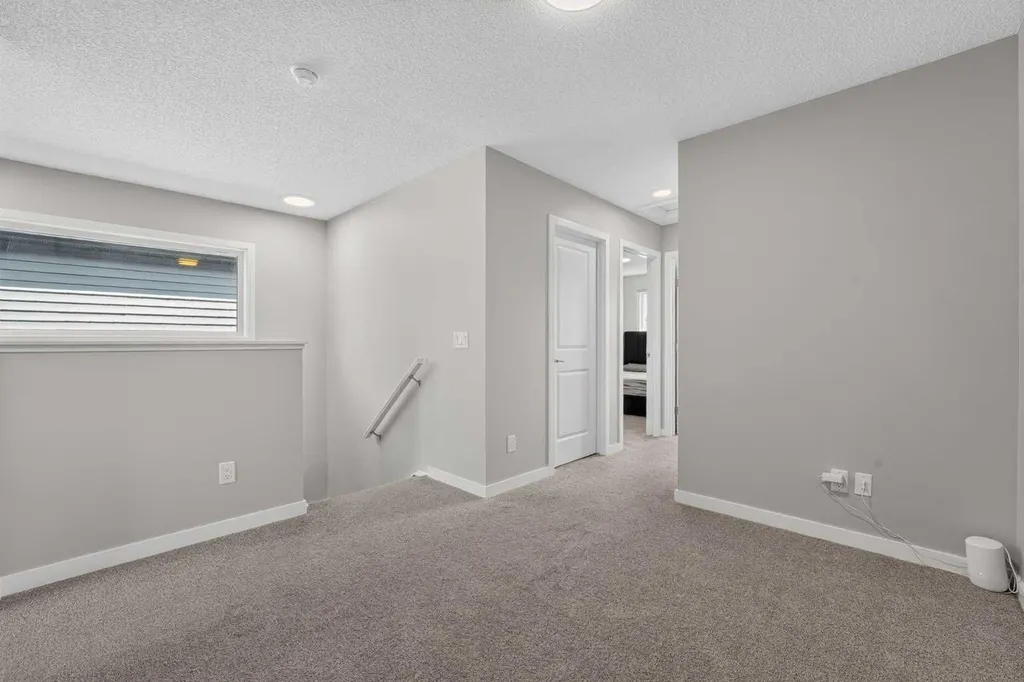 97 Legacy Glen Place SE Calgary AB T2X 4T5
