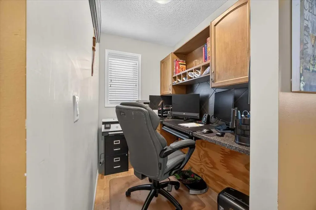 491 Copperpond Boulevard SE Calgary AB T2Z0Z5