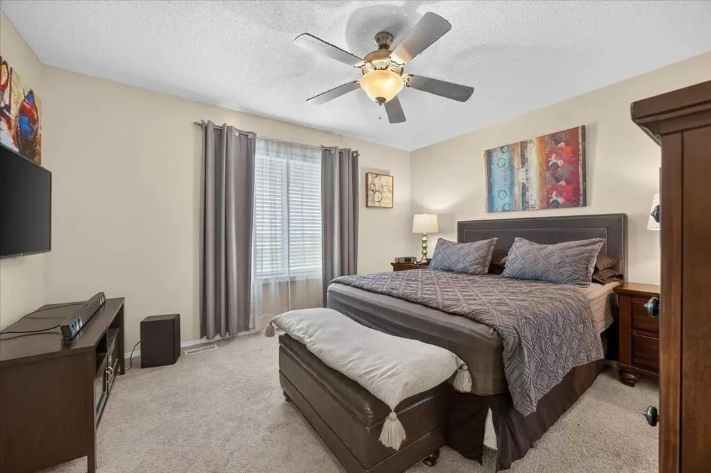 491 Copperpond Boulevard SE Calgary AB T2Z0Z5