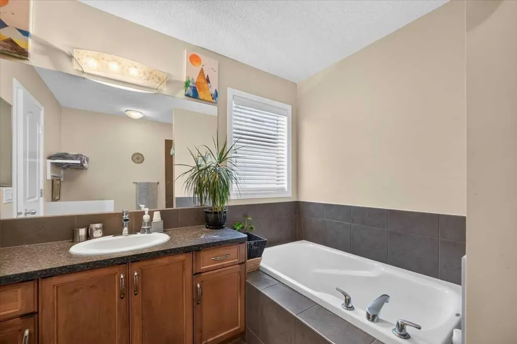 491 Copperpond Boulevard SE Calgary AB T2Z0Z5