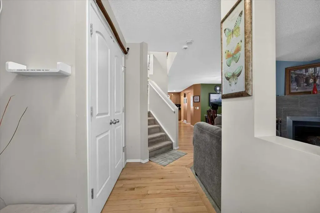 491 Copperpond Boulevard SE Calgary AB T2Z0Z5
